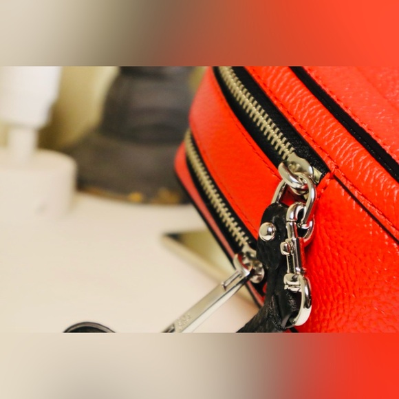 MARC JACOBS CROSSBODY LUNBOX PURSE NWOT - Picture 7 of 15